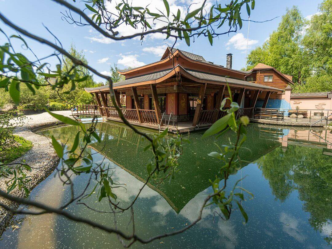 Загородная база отдыха Чайна Таун