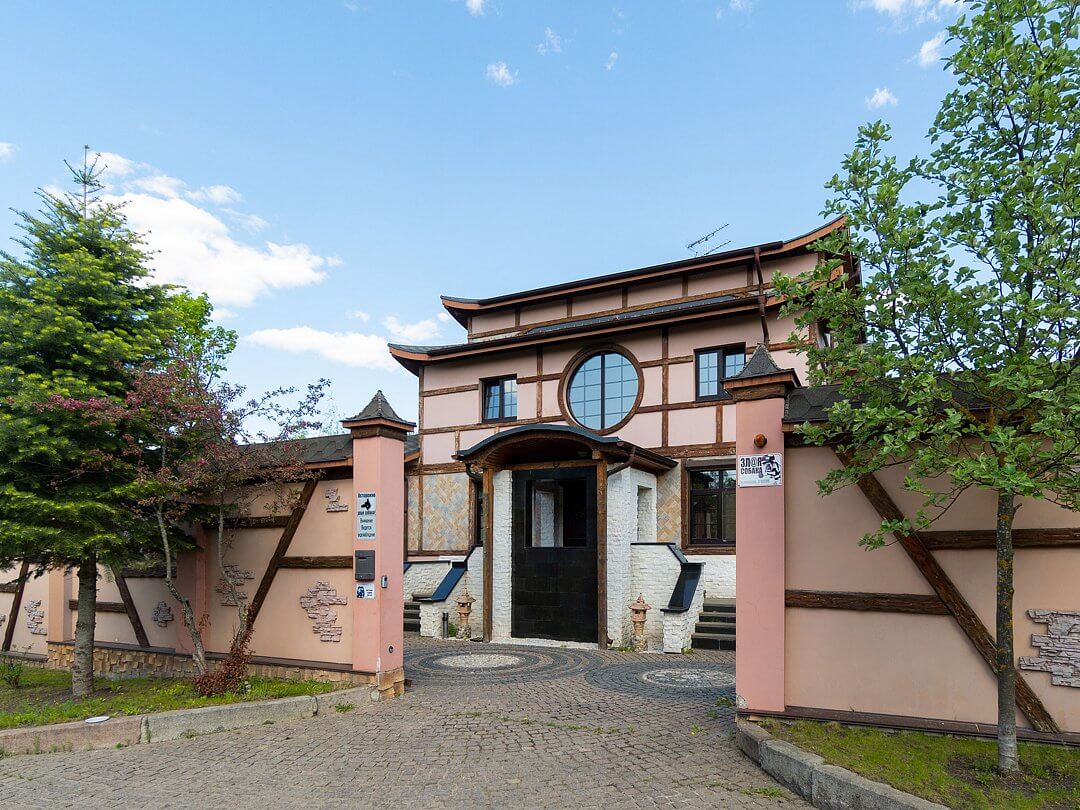 Загородная база отдыха Чайна Таун