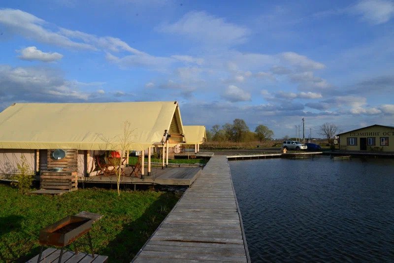 Глэмпинг Остров